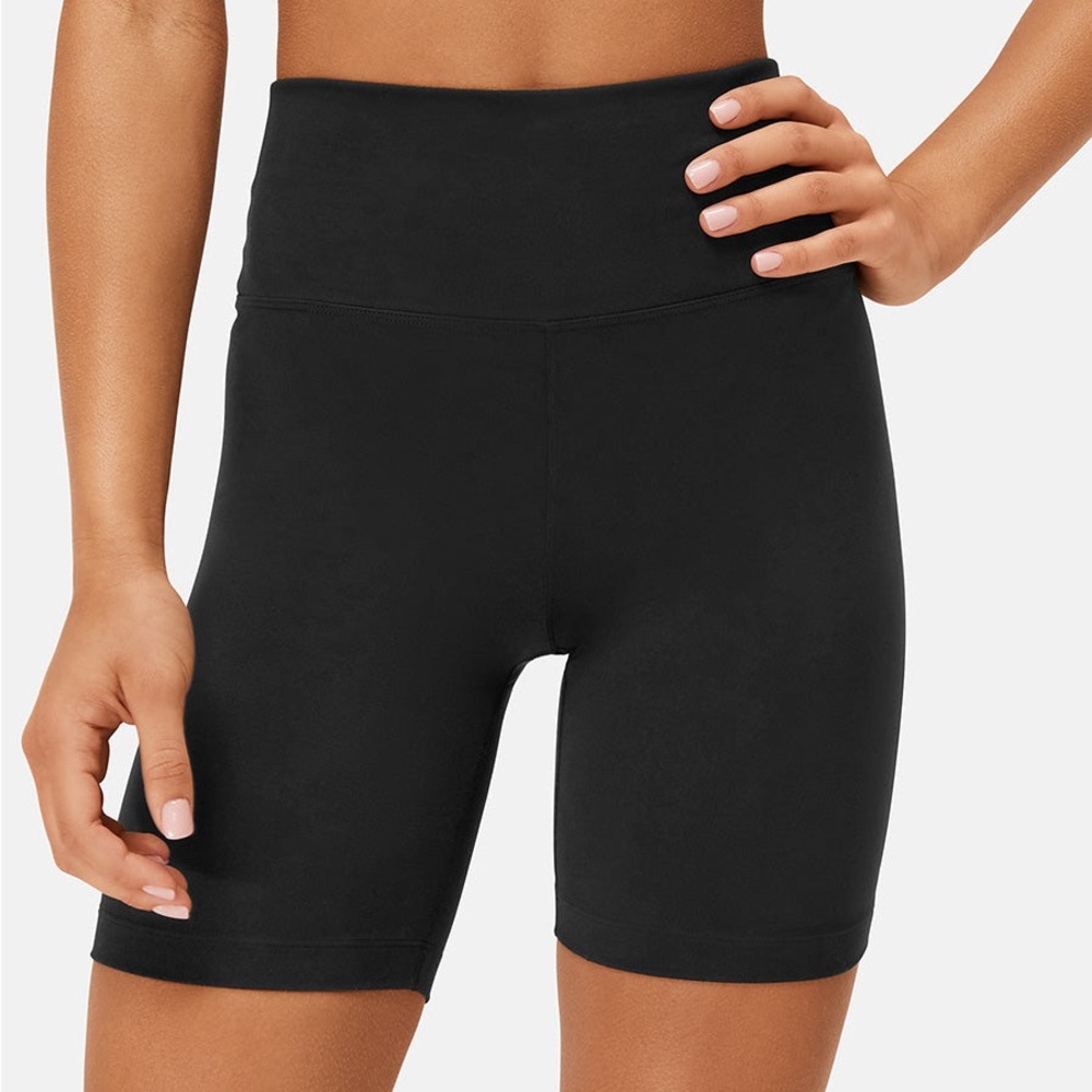 Outdoor Voices Flow 7” Black Bike Shorts / XS